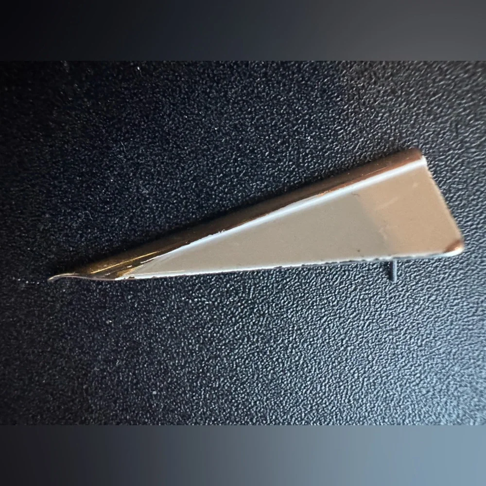 Triangle Spikes Bundle - Picture 2 of 3